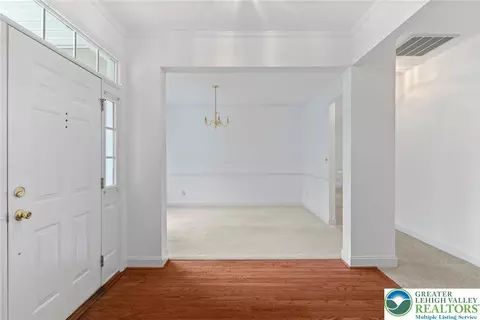 Entry Way - 1883 Gregory Pl, Hellertown, PA 18055 photo 2 of 6