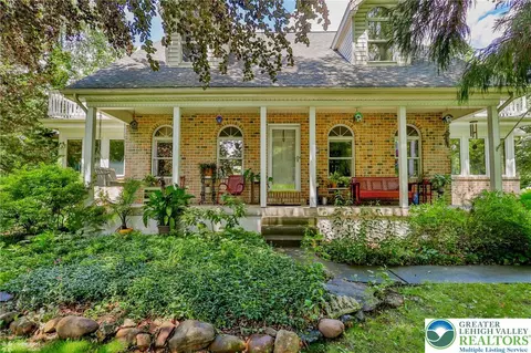 3745 Orefield Rd, Allentown, PA 18104
