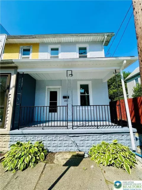 230 White St, Weissport, PA 18235