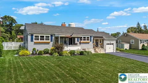 320 Nulton Ave, Palmer Township, PA 18045