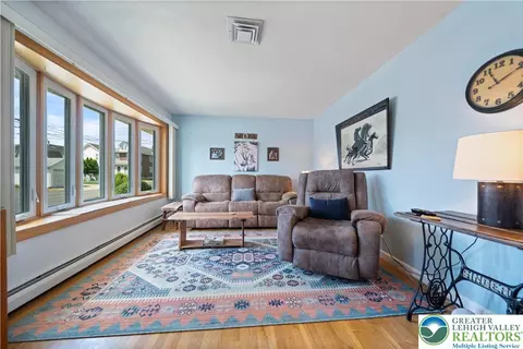 Living - 275 E Thomas Ave, Hellertown, PA 18055 photo 1 of 2