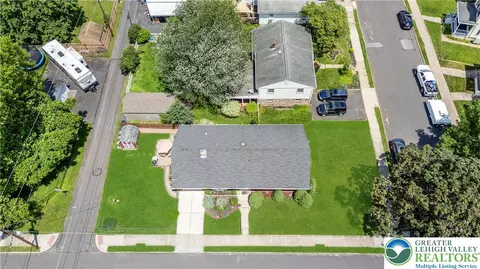 View/Area - 275 E Thomas Ave, Hellertown, PA 18055 photo 1 of 1