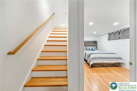 Bedroom - 275 E Thomas Ave, Hellertown, PA 18055 photo 4 of 7