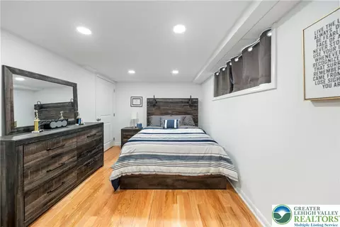 Bedroom - 275 E Thomas Ave, Hellertown, PA 18055 photo 5 of 7