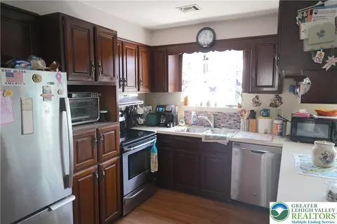 Kitchen - 871 2nd St, Fullerton, PA 18052 photo 2 of 2