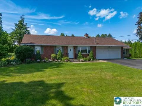 1420 Church Ln, Forks Twp, PA 18040