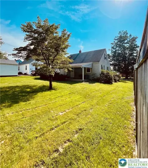 309 Willow Rd, Hellertown, PA 18055 photo 16