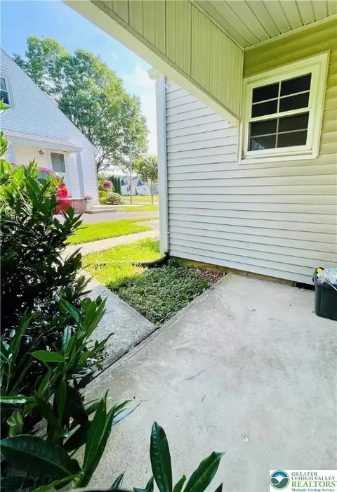 309 Willow Rd, Hellertown, PA 18055 photo 57