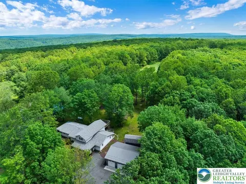 84 Deer View Dr, Jim Thorpe, PA 18229