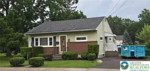 235 S Main St, Quakertown, PA 18951