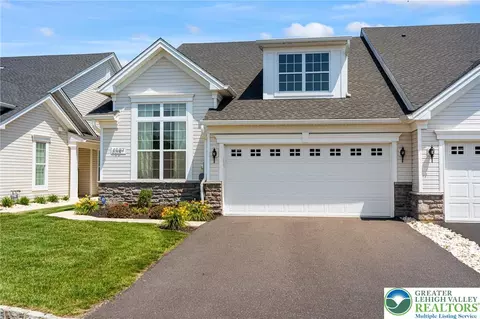 4087 Daubert Dr, Allentown, PA 18104