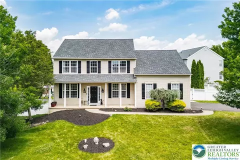2535 Clark Pl, Forks Twp, PA 18040