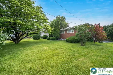 1402 Lehigh St, Allentown, PA 18103