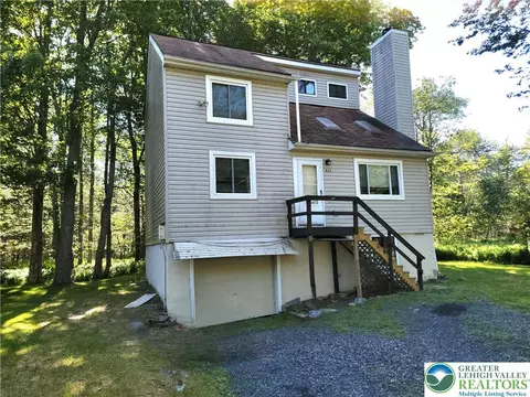 911 Granite Ter, Coolbaugh Twp, PA 18466