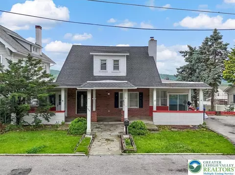 916 E Susquehanna St, Allentown, PA 18103