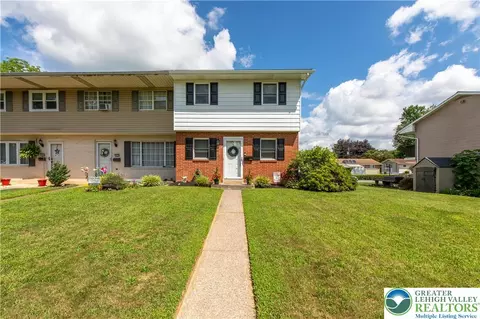 2313 Grove St, Allentown, PA 18104