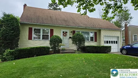 3042 Westminster Rd, Bethlehem, PA 18017