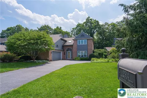 2914 Sheffield, Emmaus, PA 18049