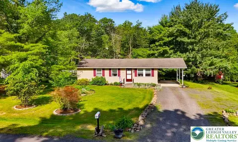 186 Navajo, Auburn, PA 17922