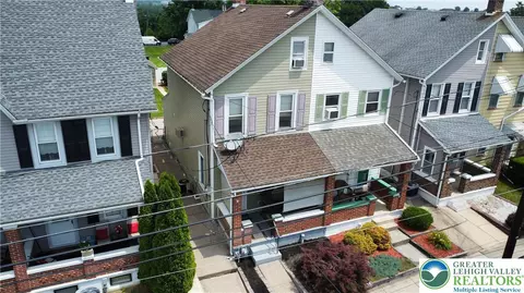 135 N 2nd St, Coplay, PA 18037