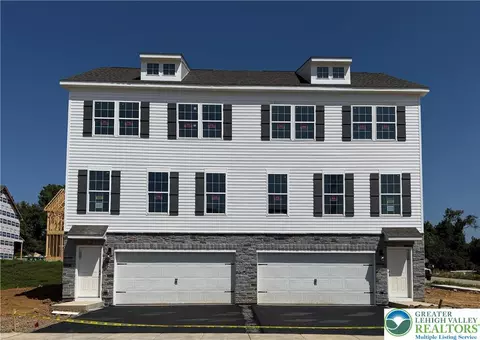 231 Winding Rd, Forks Twp, PA 18040