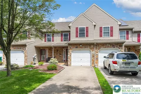 8171 Heritage Dr, Alburtis, PA 18011