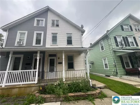 828 Lincoln Ave, Northampton, PA 18067