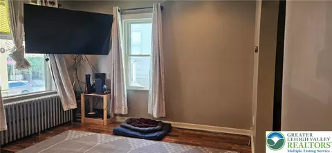 1657 Main St, Bethlehem, PA 18018 photo 3