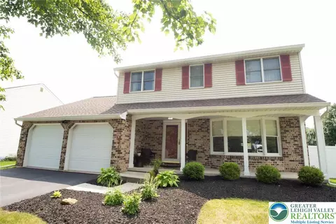 1325 Devon Cir, Allentown, PA 18104