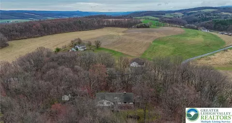 133 Snowdrift Rd, Andreas, PA 18211 photo 3