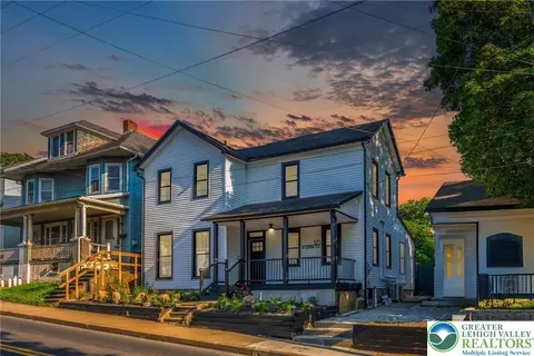 125 W Central Ave, Bangor, PA 18013