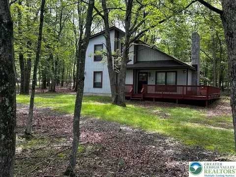 38 Lindbergh Cir, Albrightsville, PA 18210