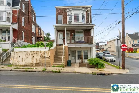 1002 S 6th St, Allentown, PA 18103