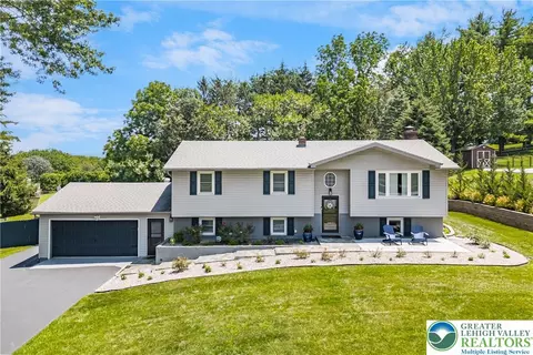 3788 Barberry Rd, Center Valley, PA 18034