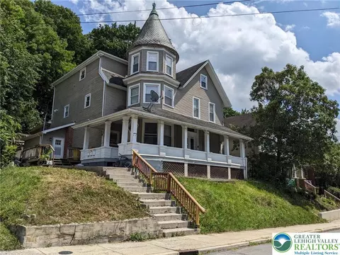 301 S Main St, Bangor, PA 18013