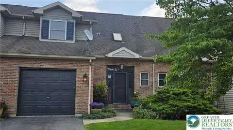 214 Melissa Dr, Palmer Township, PA 18045