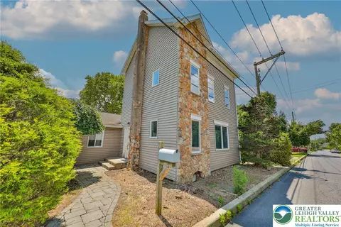5758 Lower Macungie Rd, Macungie, PA 18062