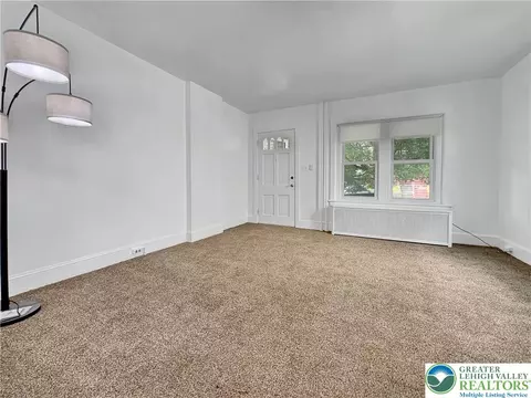 Living - 1251 E 4th St, Bethlehem, PA 18015 photo 3 of 4