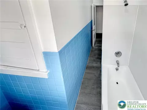 Entry Way - 1251 E 4th St, Bethlehem, PA 18015 photo 1 of 1