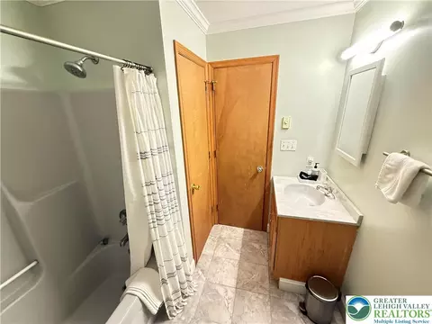 6414 Decker Rd, Saw Creek, PA 18324 photo 28
