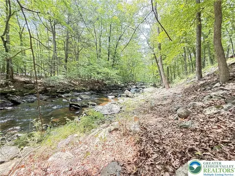 6414 Decker Rd, Saw Creek, PA 18324 photo 41