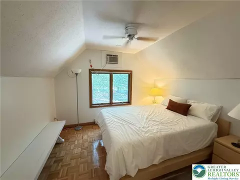 6414 Decker Rd, Saw Creek, PA 18324 photo 17
