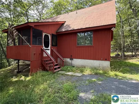 6414 Decker Rd, Saw Creek, PA 18324 photo 3