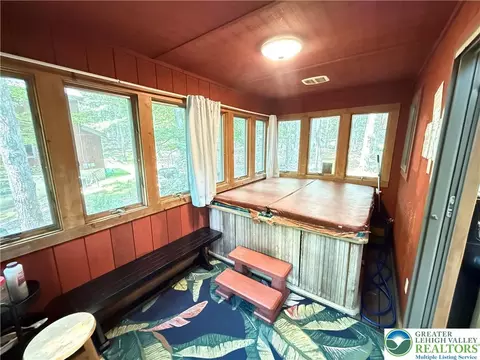 6414 Decker Rd, Saw Creek, PA 18324 photo 31