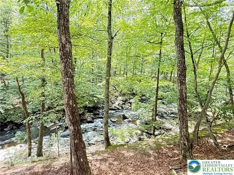 6414 Decker Rd, Saw Creek, PA 18324 photo 38