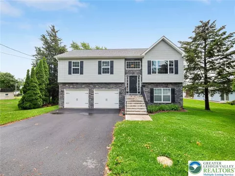 317 Fairview Ave, Wind Gap, PA 18091