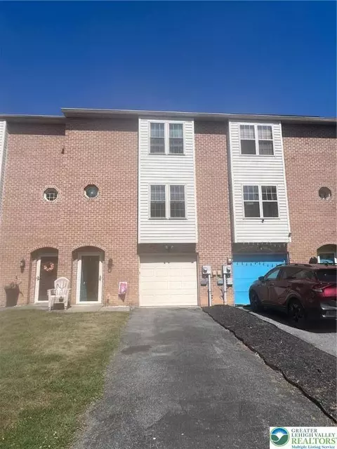 359 2nd, Alburtis, PA 18011