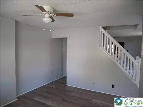 1284 Main St, Bethlehem, PA 18018 photo 8