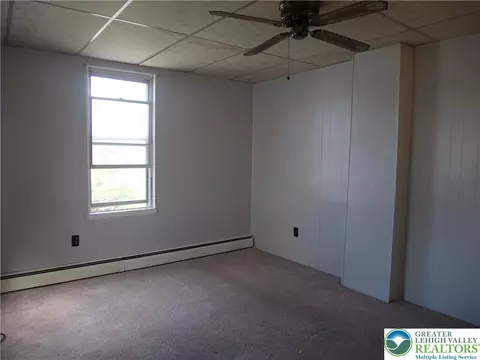 1284 Main St, Bethlehem, PA 18018 photo 15