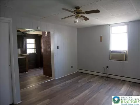 1284 Main St, Bethlehem, PA 18018 photo 10